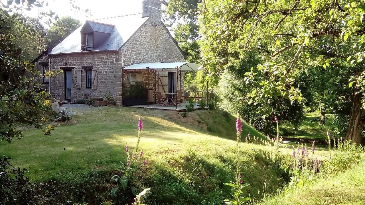 Holiday home Au Moulin De Faucillon Villa Saint-Hilaire-des-Landes