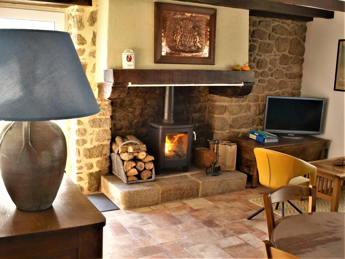 Au Moulin De Faucillon Villa Saint-Hilaire-des-Landes Holiday home